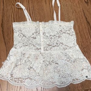 Adorable Abercrombie & Fitch spaghetti lace top